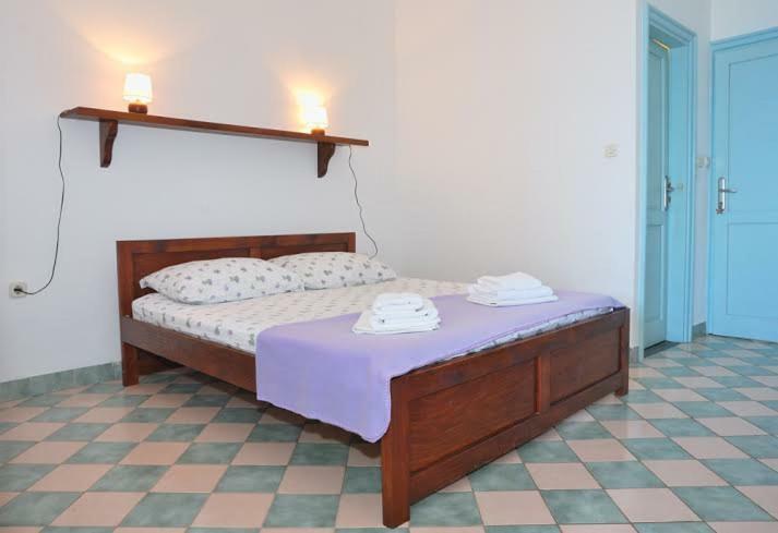 Apartments Martina Brist Bagian luar foto